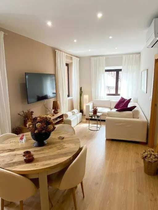 Casapilaralbaicinbajo Apto Suite联系方式